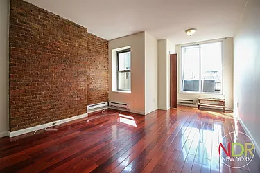 Rented by Next Door Realty NYC