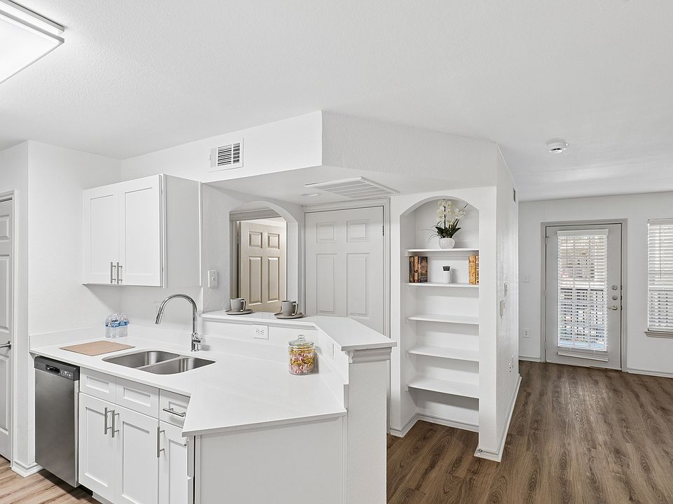 1st image of 13695 Goldmark Dr #2102