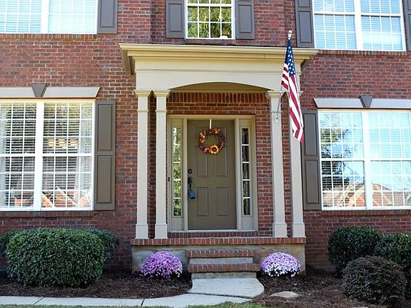 2nd image of 1750 Aurelia Dr