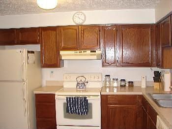 5th image of 8665 Kenosha Ct