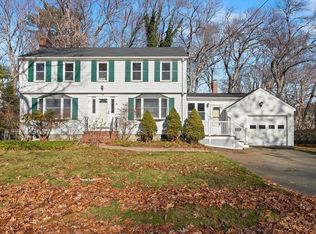 40 Moynihan Rd, South Hamilton, MA 01982