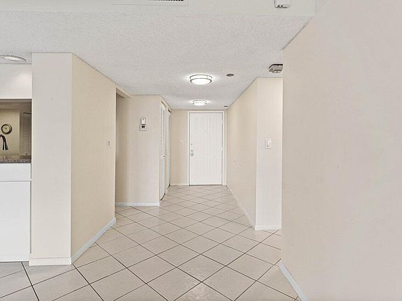 5th image of 3420 S Ocean Boulevard #15u