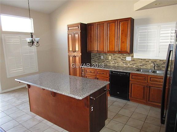 3rd image of 5974 Ablette Ave