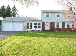 79 Church Hill Rd, Henrietta, NY 14467