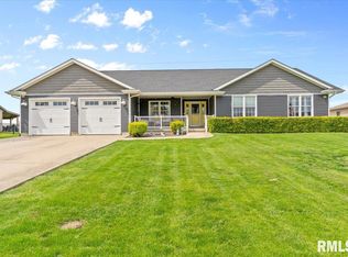 1071 Brittin Pl, Sherman, IL 62684