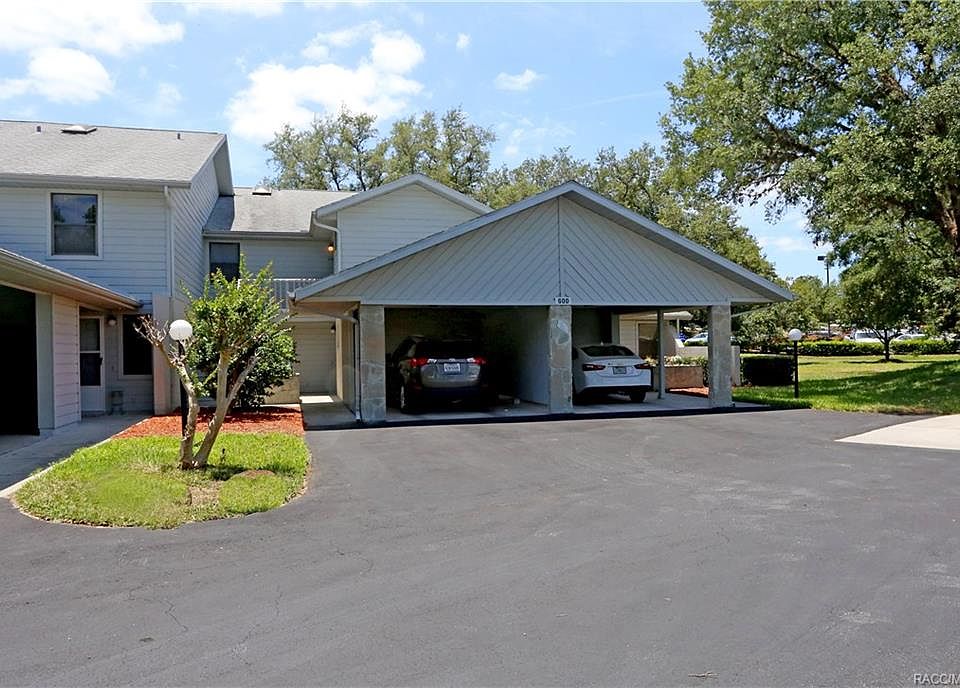 1st image of 600 E Gilchrist Ct Unit 2