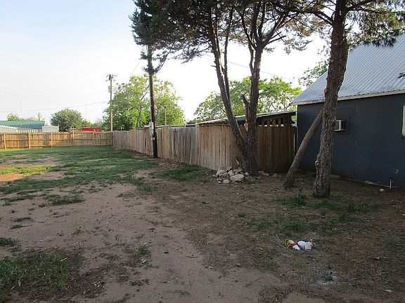 5th image of 203 W McLain St