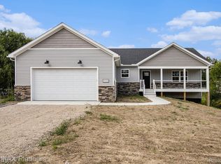 4105 Des Jardins Ln, Howell, MI