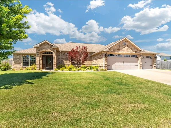 1000 Griffin Ln, Pea Ridge, AR 72751