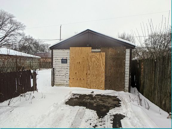 5th image of 5328 N 60th St