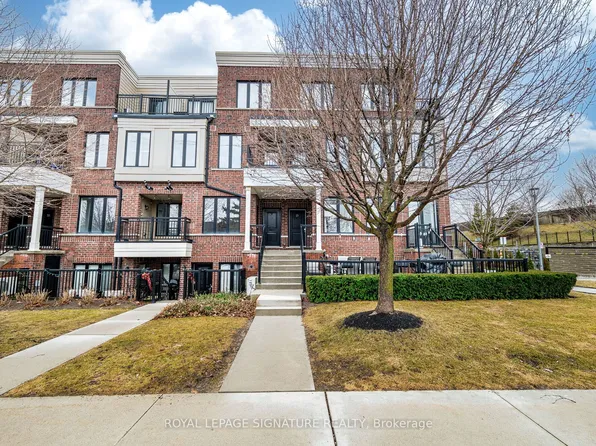 120 24th St #27, Toronto, ON M8V 0B9