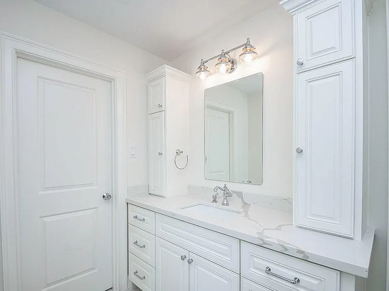 422 Mignon Ln — Photo 30