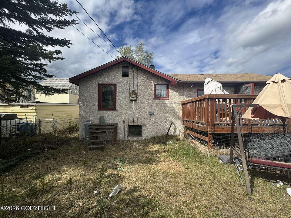1st image of 7 Bridget Ave
