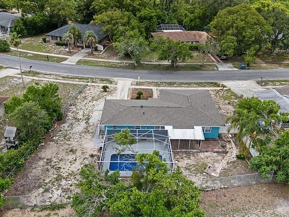3rd image of 6495 FAIRLAWN STREET