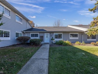 27069 Oakwood Cir APT 117W, Olmsted Twp, OH, 44138