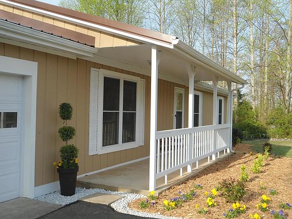 4th image of 530 Henderson Dr