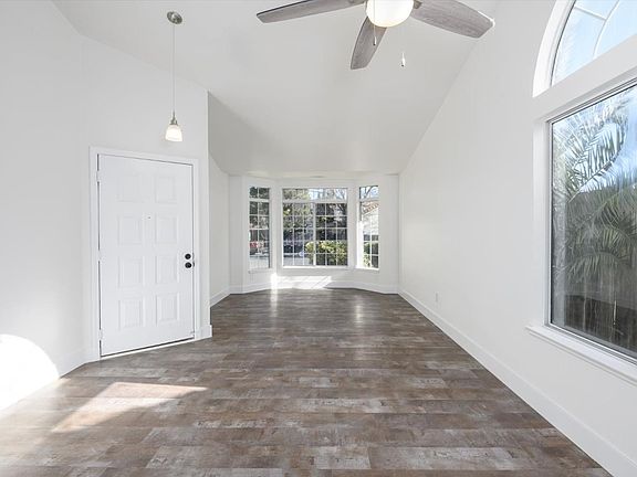 3rd image of 106 Suncrest Way