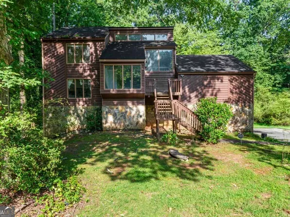 839 Post Road Way, Stone Mountain, GA 30088