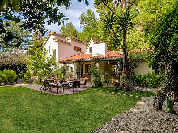 2nd image of 3726 Ventura Canyon Ave