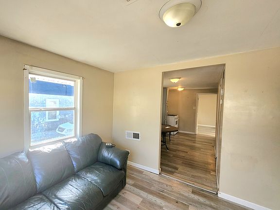 2nd image of 413 S Horace Ave