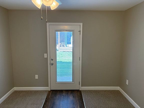 4th image of 404 Southern Cross Dr #7