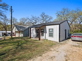 63 Live Oak St, Alvarado, TX 76009