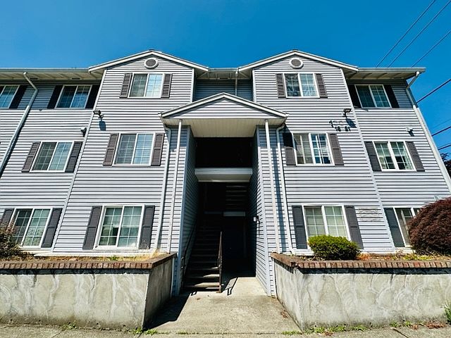 1st image of 13028 SE Foster Rd APT 19