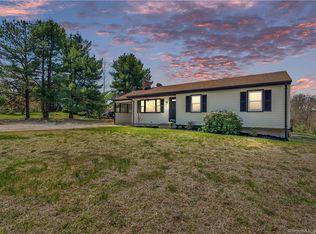 426 Cabin Rd, Colchester, CT 06415