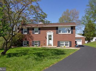 1900 Welsh Ct, Finksburg, MD 21048