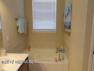 4th image of 292 Pine Arbor Cir
