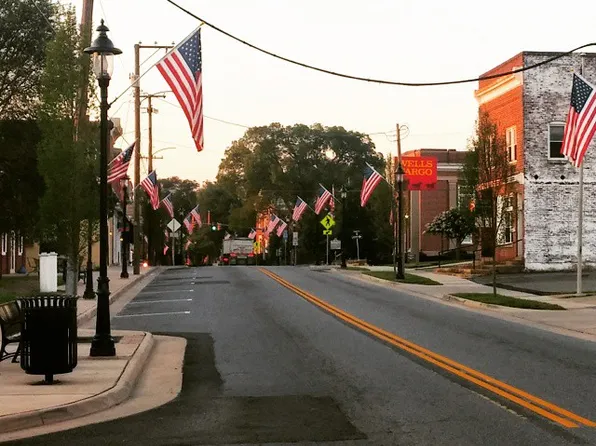 211 Club Rd, Louisa, VA 23093