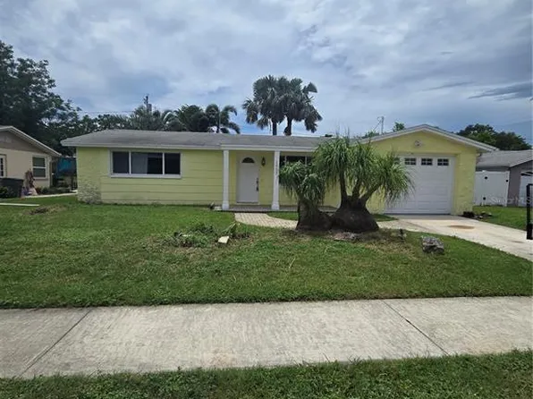 1663 Plum Tree Rd, Holiday, FL 34690