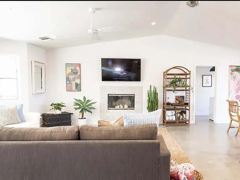 65910 Cottonwood Dr — Photo 3