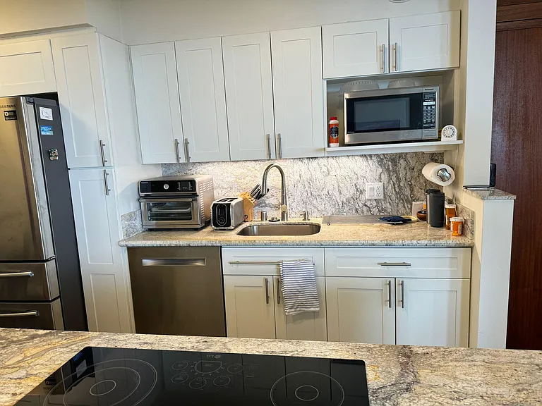 2600 Pualani Way #3104 — Photo 17