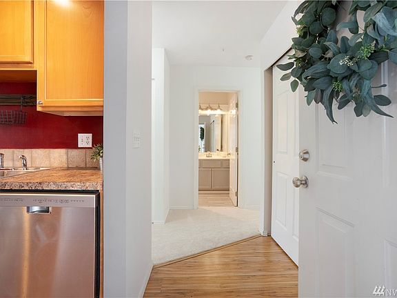 4th image of 16410 36th Ave W APT D102