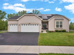 8716 Pebble Creek Ct, Wonder Lake, IL 60097