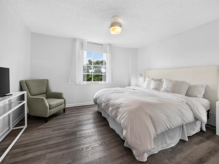 520 SE 5th Ave #2211 — Photo 31