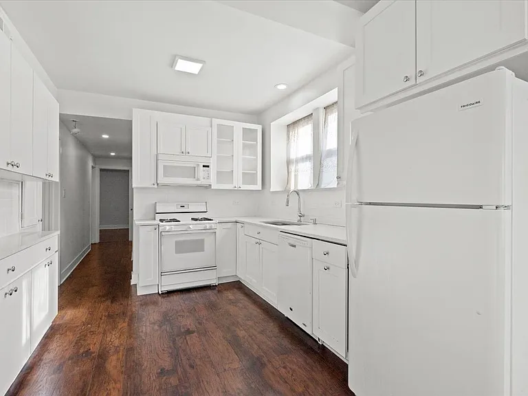 5742 N Milwaukee Ave #2A — Photo 7