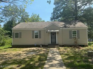 131 Grandview Cir, Jackson, MS 39212