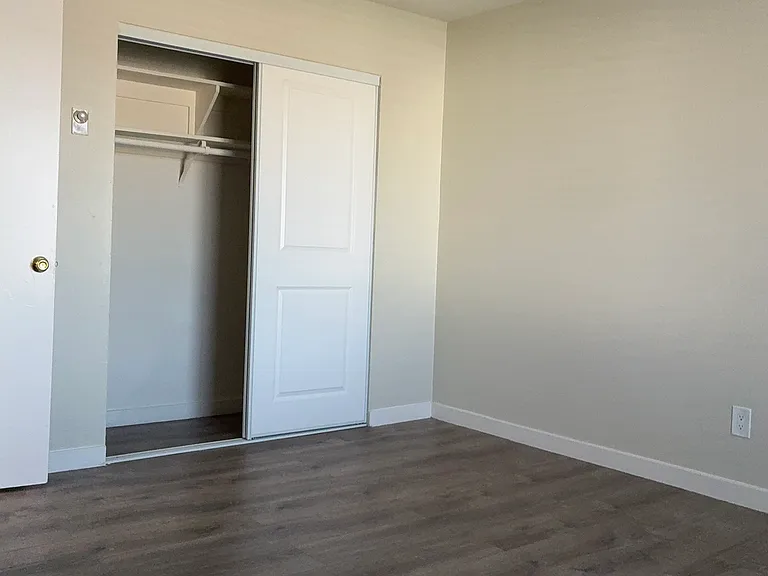 Lampson Park Homes — Photo 38