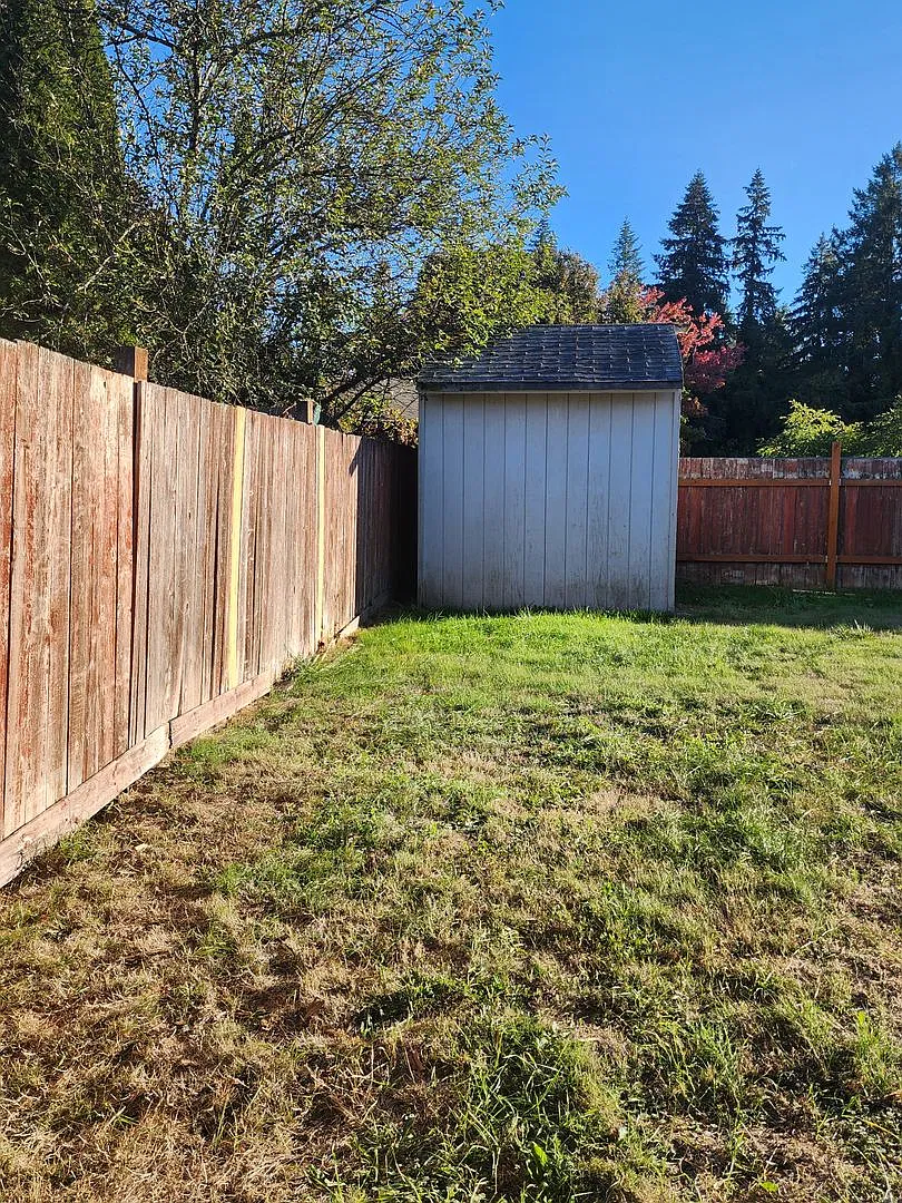 604 E 10th St Newberg, OR 97132 — Photo 4
