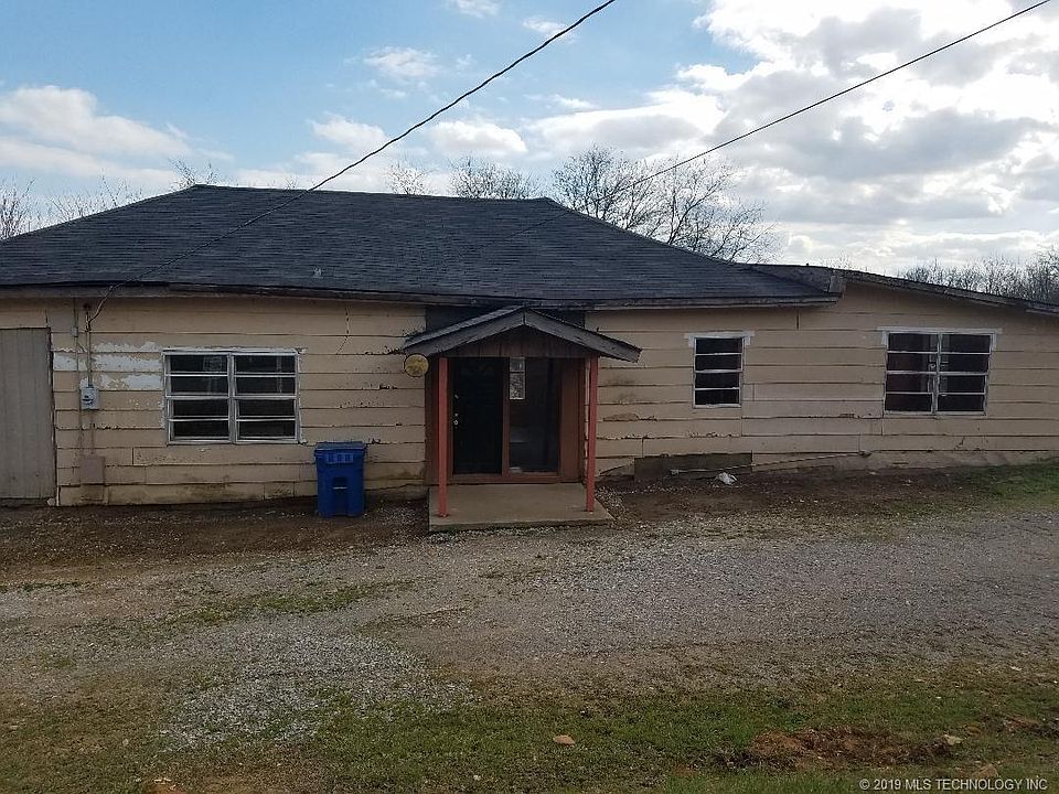 1st image of 2756 N B St