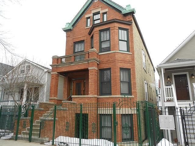 1st image of 2305 N Maplewood Ave #G