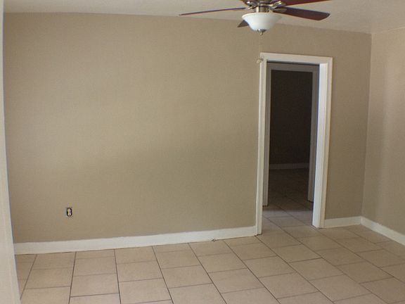 3rd image of 5104 N 15th St
