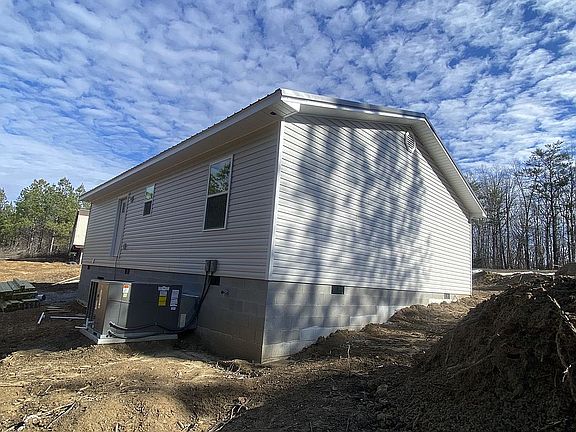 4th image of 6383 Valley View Rd