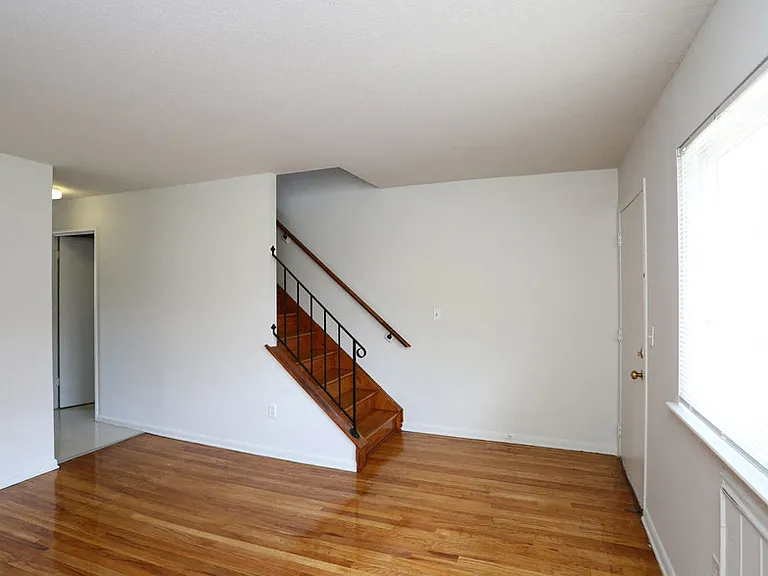 SummerHill Apartments — Photo 10