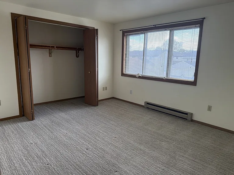 2149 N Michelle Ct E — Photo 15