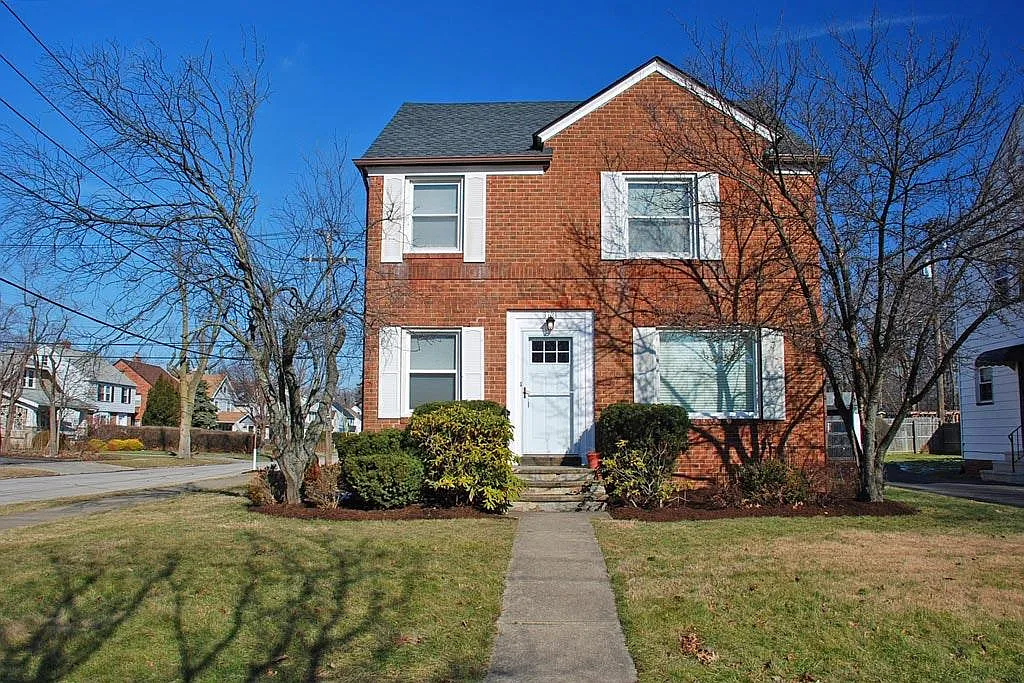 3721 Silsby Rd photo 1