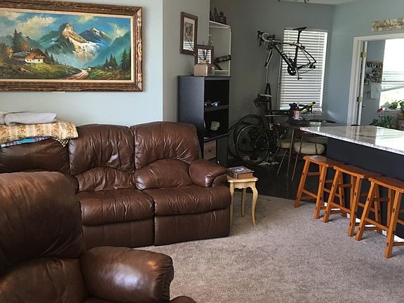 Main Living Space (BEFORE FLOORING WAS REPLACED)