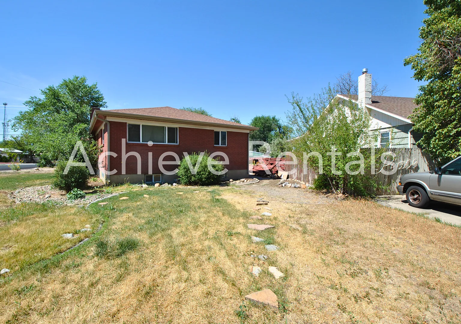 1309 E 900 N — Photo 3